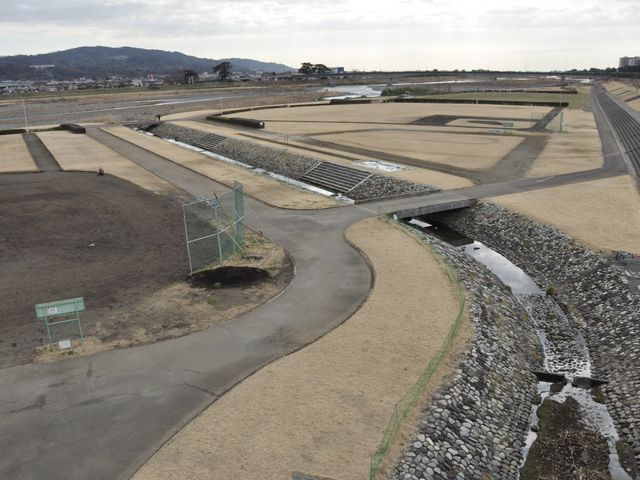 野球・サッカー場_開成水辺スポーツ公園
