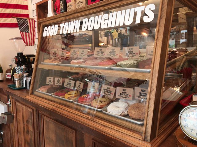 �҂񂳂��THE GREAT BURGER �U �O���[�g�o�[�K�[�̓��e�ʐ^1