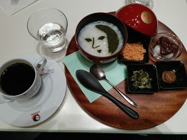 񂲂̂[JtF Hc`^[~iX̓eʐ^1