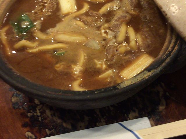 �R�{�����{��