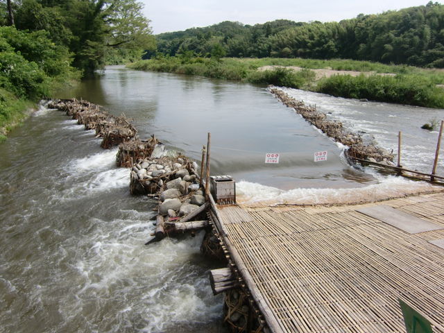 �L����ȁE�J�̉e���Ő��������Ă��܂��B_�L�����