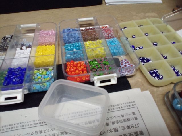 ��������̃~���t�B�I������I�Ԃ̂Ɏ��Ԃ�������_�K���X�H�[ �O���X�E�Y�[