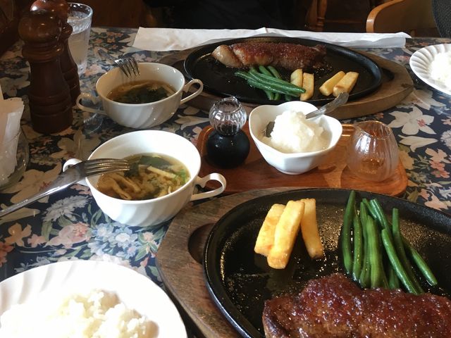 ~bVF̃Xe[Lɂɂ̓eʐ^2