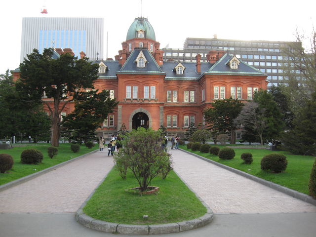 �뉀���_�k�C�������{����(�Ԃ�񂪒���)