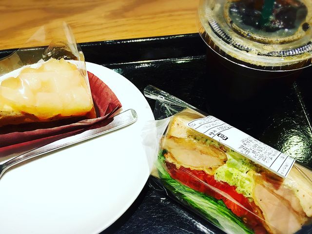 J[Ⴂ̂ŃIXXł_X^[obNXER[q[ CIɓsX