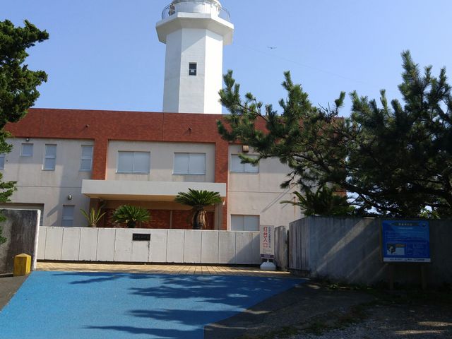 �쓇�铔�䂪�߂��ɁB_�����_��