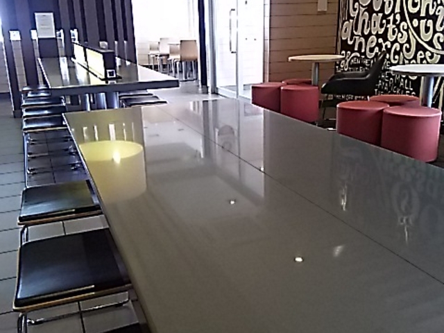 �X���̎ʐ^_�}�N�h�i���h�S�����F�s�{�򂪋u�X�iMcDonald�fs�j