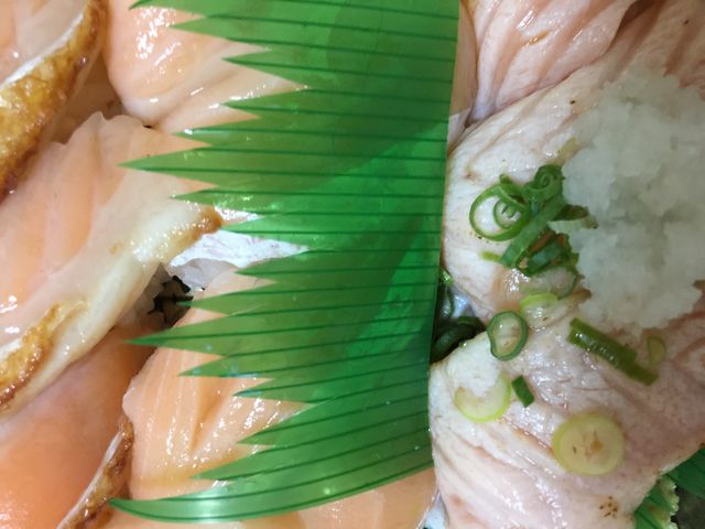 �T�[����_������i�ޗǓV���X