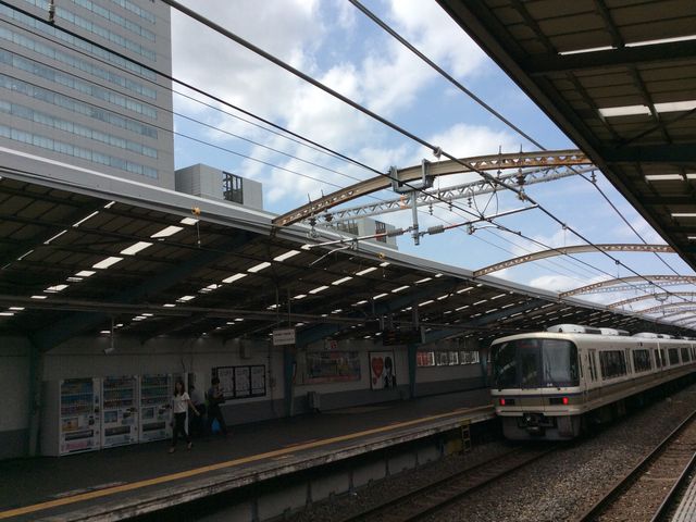 ƁAI[N200Ɠd_iqٓVw