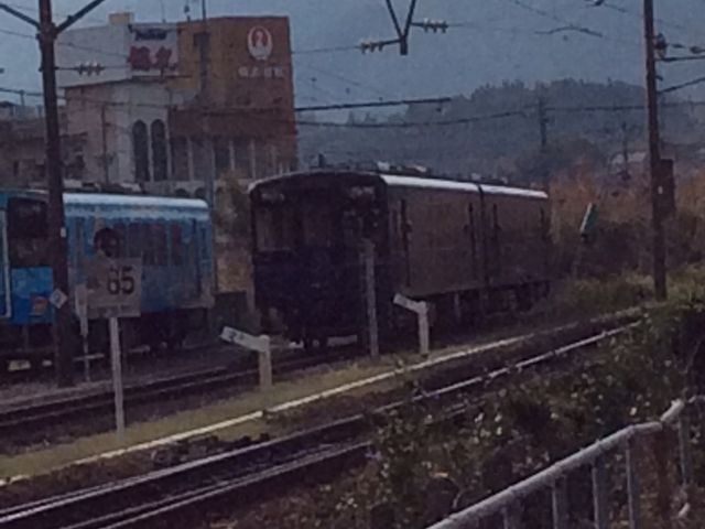 �����_��F����񂶓S��