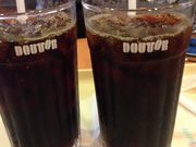 ̃hg[R[q[VbvܓX̓eʐ^1