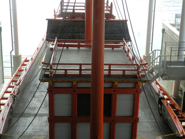 �������ꂽ�����g�D_����̑��D���j��