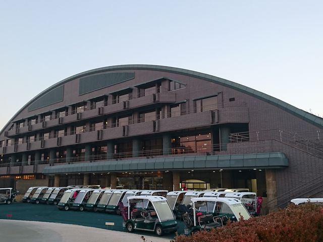 �N���u�n�E�X_�x���Z���o �J���g���[�N���u �s���R�[�X