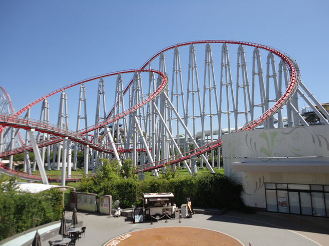 ��K����̓W�F�b�g�R�[�X�^�[�������܂�_�O��A�E�g���b�g�p�[�N �W���Y�h���[������