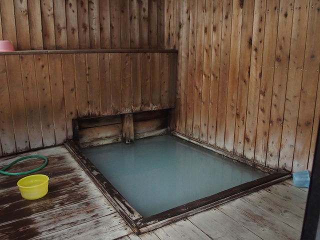 �����B���̉����ׂ̗͗����ƌq�����Ă���B_�ނ��Ȃ̓�