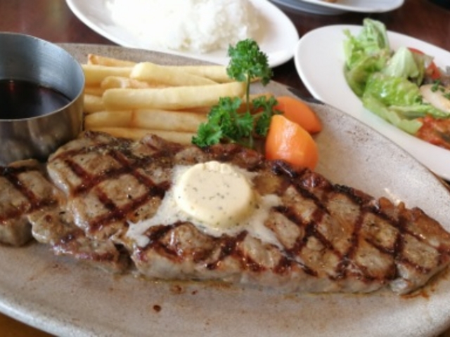 �A���K�X�T�[���C���X�e�[�L�͖�����������܂���_���C�����z�X�g��폊�X