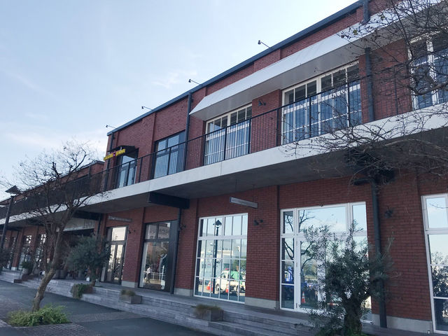 �}�����A���h�E�H�[�N�̊C�����猩���O��_MARINE & WALK YOKOHAMA�i�}���� �A���h �E�H�[�N ���R�n�}�j