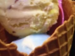 T[eBACXN[CI[h[VeBXi31 Baskin-Robbinsj̎ʐ^1