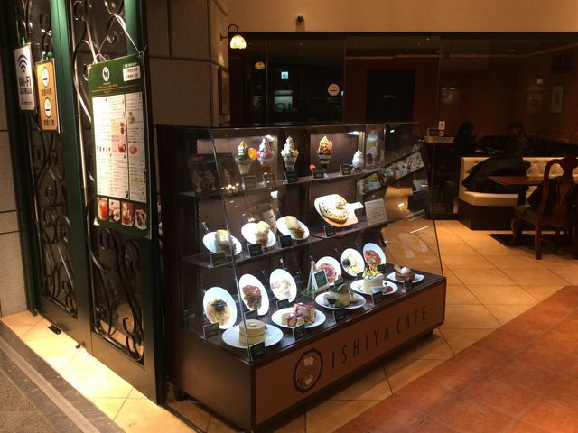 t@~X̂悤ȓɂ̃fBXvCłB_ISHIYA CAFEiCVJtFj