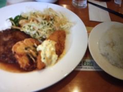 }񂳂̃KXg ˓Xւ̓eʐ^1