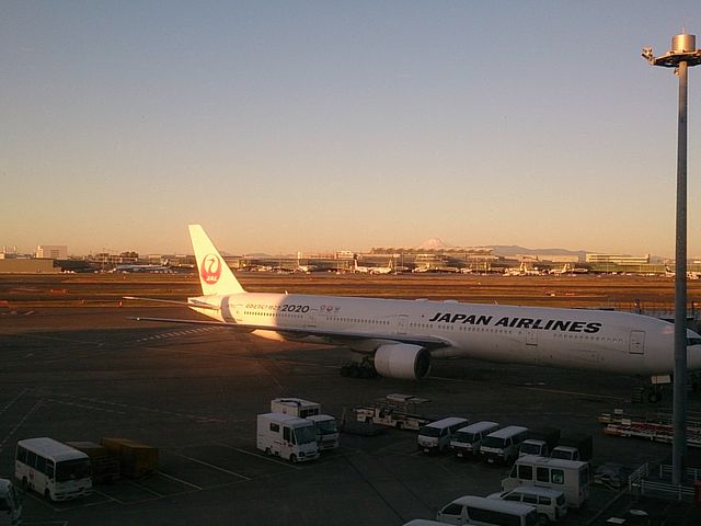 s@zɕxmR܂B_GA|[gEW[]^[~i