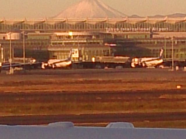 s@zɕxmR܂B2_GA|[gEW[]^[~i