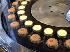 NYKN����̋e�쏤�X�ւ̓��e�ʐ^1