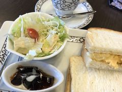 �~���N�ۂ���̌������� �É����}�̗���ւ̓��e�ʐ^1