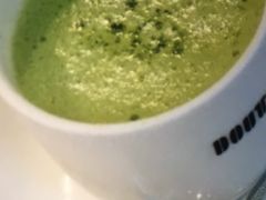 �p���t�F����̃h�g�[���R�[�q�[�V���b�v�����V�_�X�ւ̓��e�ʐ^1