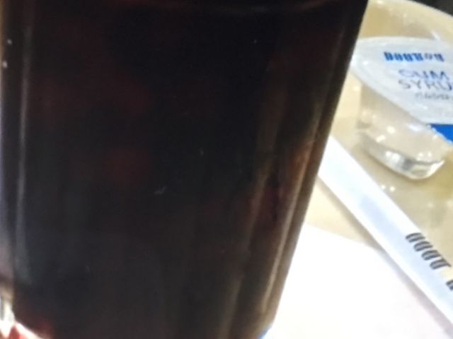 ̃hg[R[q[Vbv kS֋XiGOURMET COFFEE DOUTORj̓eʐ^1