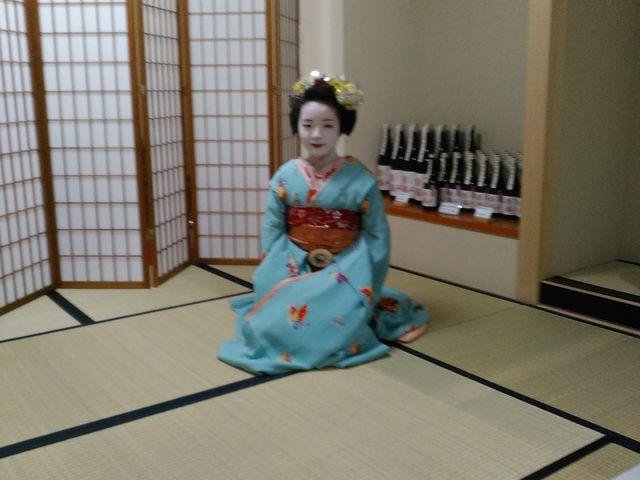 ���q����_UraUraTour���s