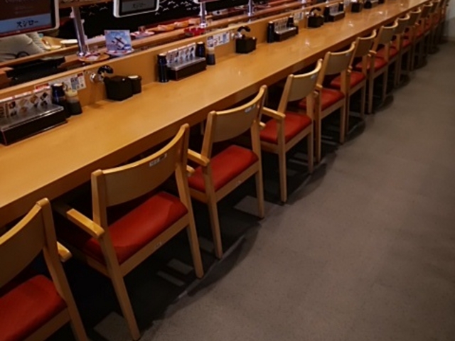 カウンター席_スシロー浜北インター店