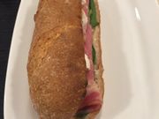 Kuda12����̃J�t�F�E�x���[�`�F ����X�̓��e�ʐ^1