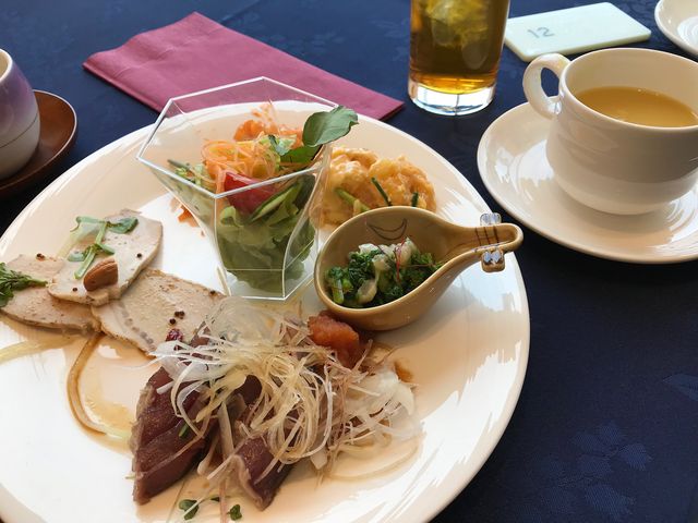 �r���b�t�F���e_�_�C�����C�l�b�g�z�e���a�̎R