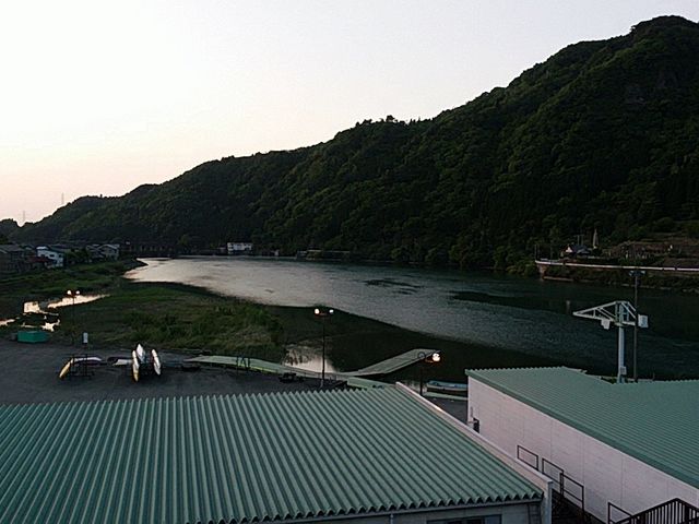 �^�񒆂�����H_�_�ʋ�