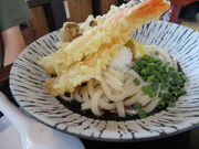 yosshŷǂCafe ̓eʐ^4