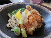 yosshŷǂCafe ̓eʐ^5