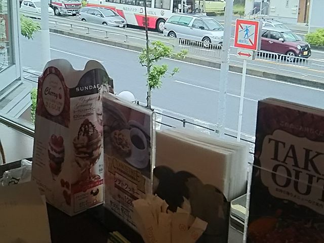 ςς΂ꂳ̃CzXgrcV_X̓eʐ^2