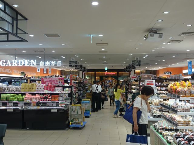 �X��_�y���G��t�G�L�i�J