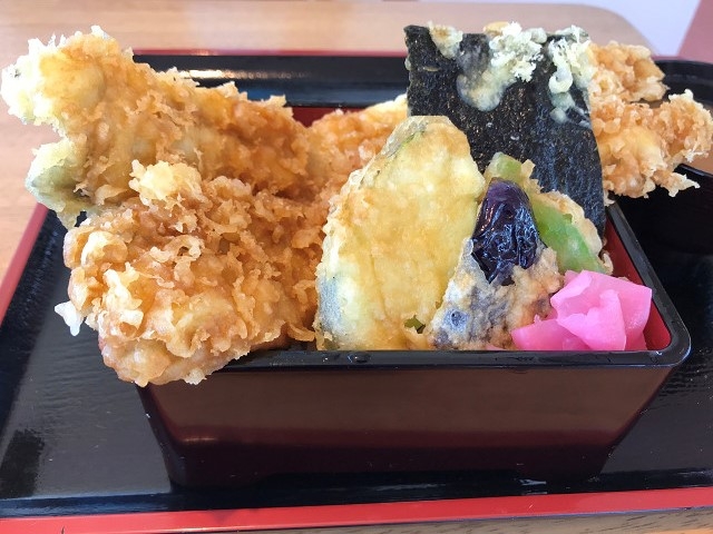 肨̋c݂ĊC݂̓eʐ^3