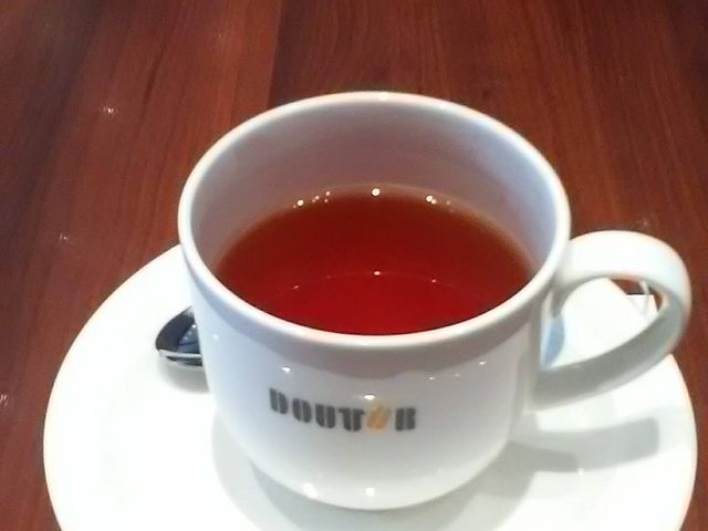 z[vũhg[R[q[Vbv iXiGOURMET COFFEE DOUTORj̓eʐ^1