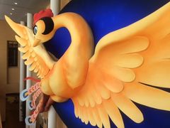 京都国際マンガミュージアム」に翼幅11メートルの「火の鳥」が