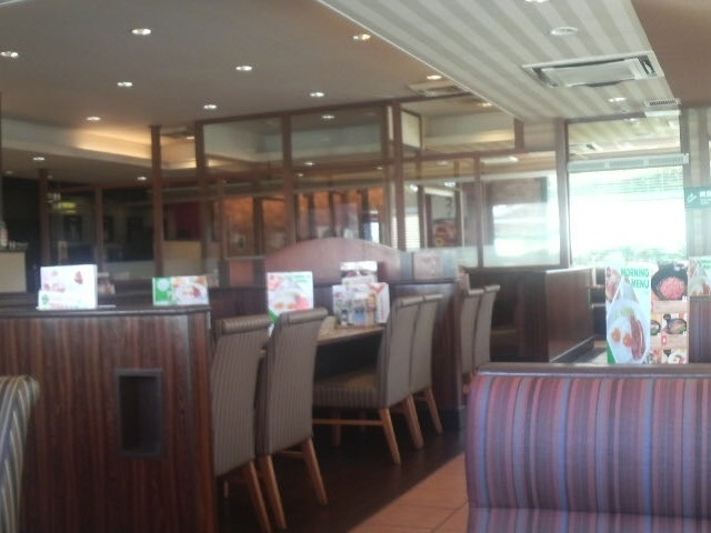 ���Ƃ��񂳂�̃K�X�g �����X�̓��e�ʐ^1