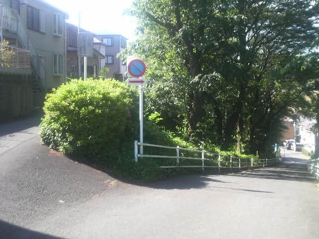 ǂԂ̍ォǂԂ̒֍~_ǂԂ