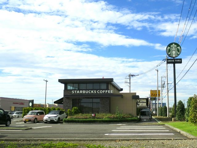 ̃X^[obNXER[q[ JCYX[p[[킶ܓX̓eʐ^1