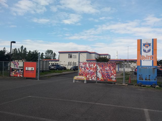 �A���r���b�W7_�V�����ăX�|�[�c�Z���^�[�i�A���r���b�W�j