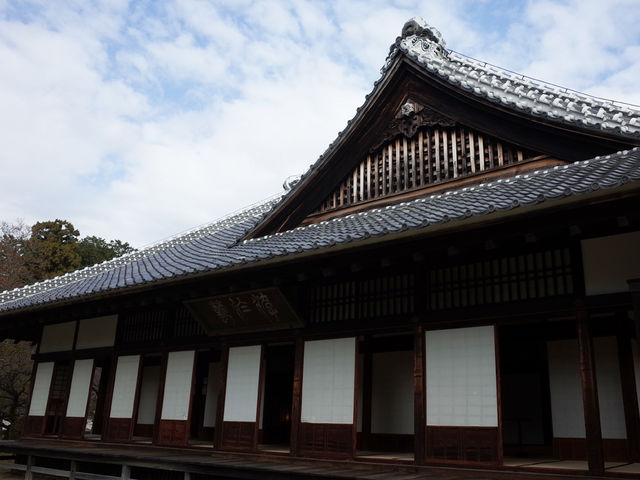 Ќ̂錚łB֓邱Ƃ\łB_Oٌ