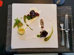 yVsꂳ̃NXze TERRACE&DINING ZEROւ̓eʐ^1