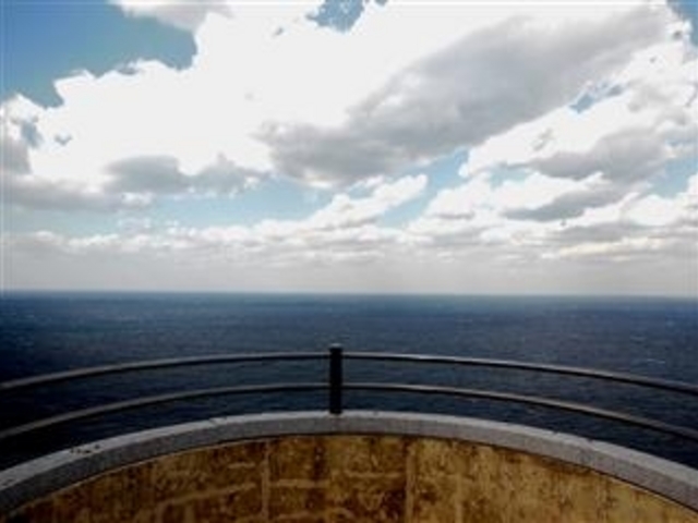 �u�ٍ��̌�����u�W�]��v���犘�R�����B���R��50km�i�Δn�j_�ٍ��̌�����u�W�]��