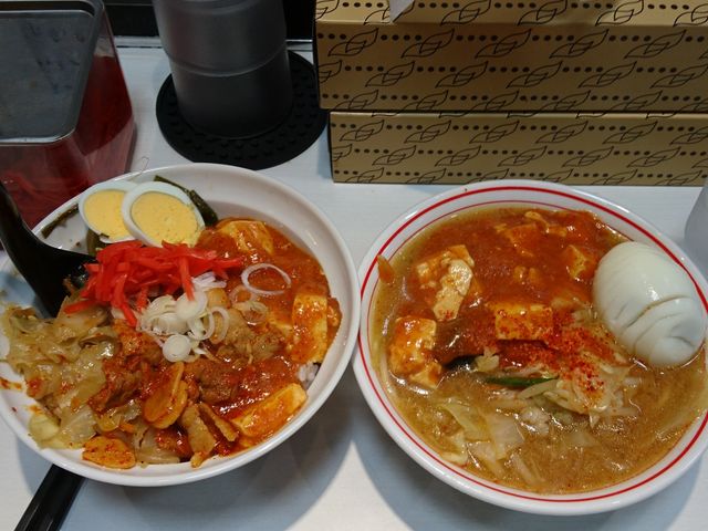 ֌ØƖ֌Ã^_֌Ã^@{@r